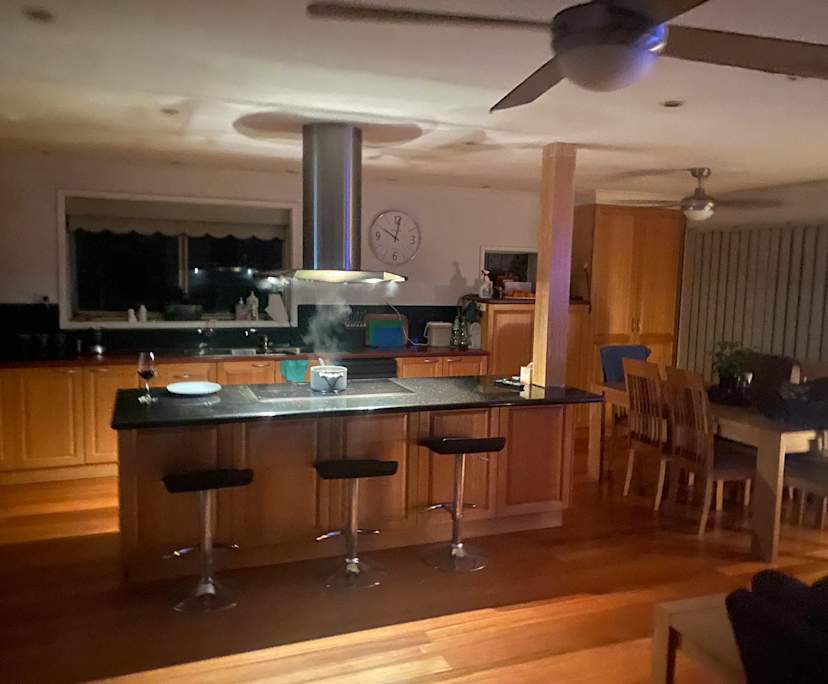 Room in a share house