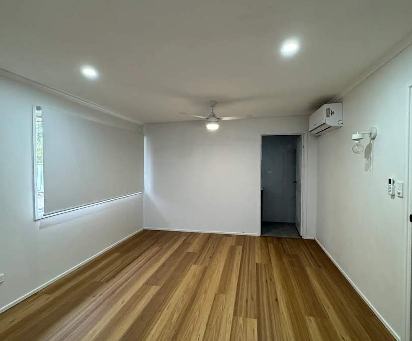Unfurnished room in a share house