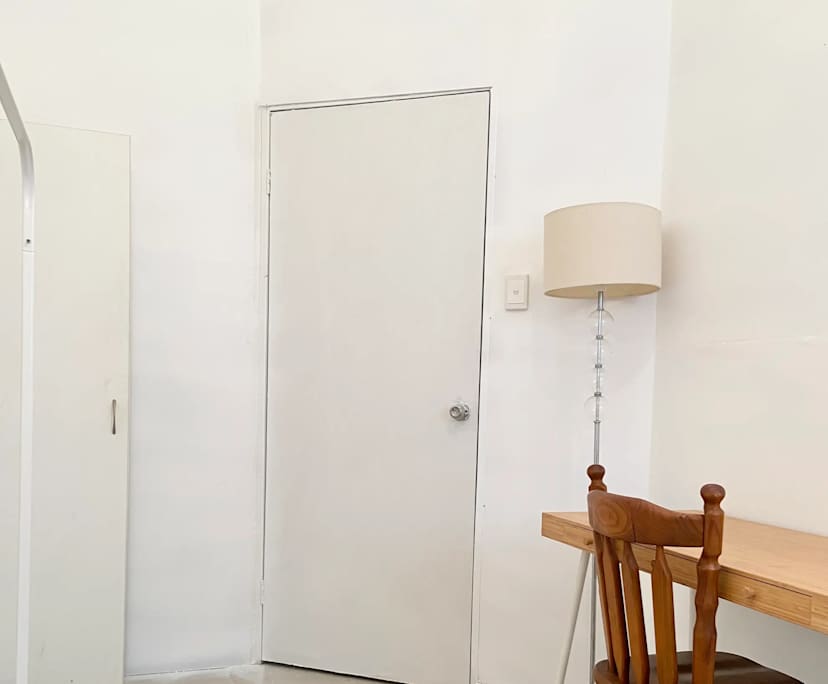 Furnished room in a share house