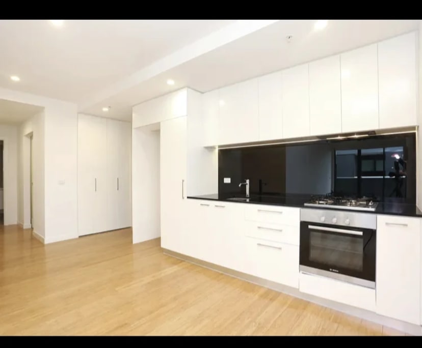 Unfurnished room with own bathroom