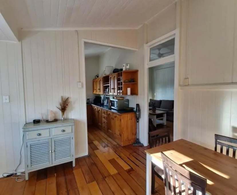 $285, Share-house, 3 bathrooms, East Brisbane QLD 4169