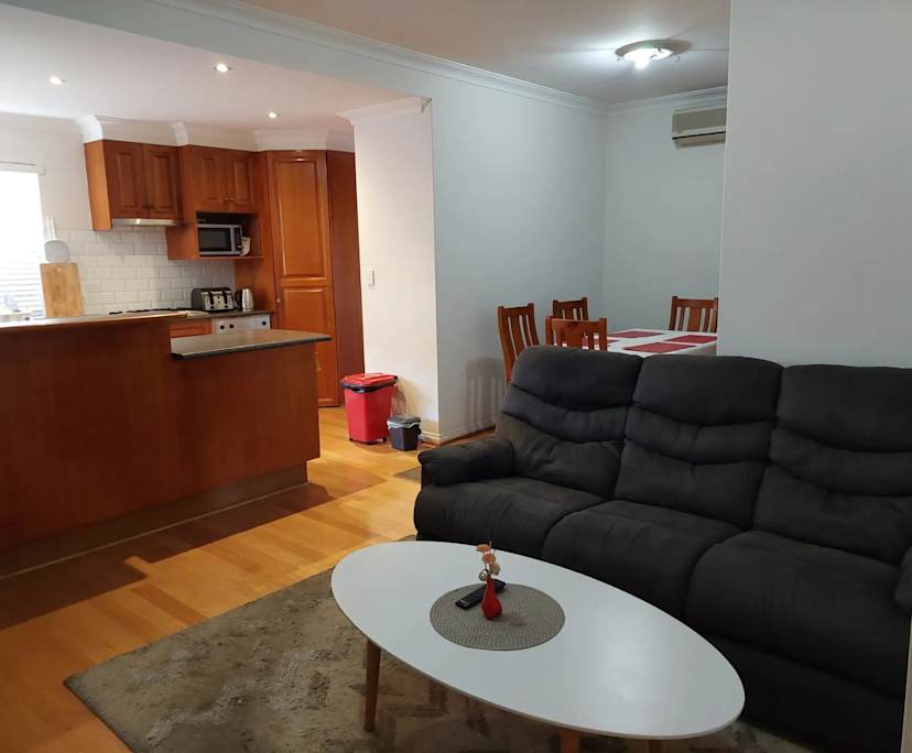 $325, Share-house, 6 bathrooms, Victoria Park WA 6100