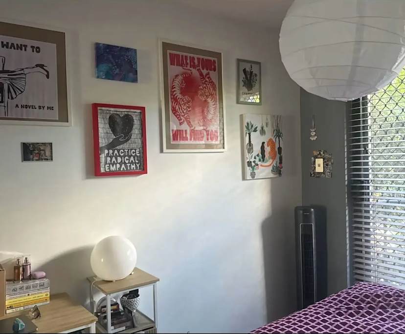 Furnished room in a flatshare