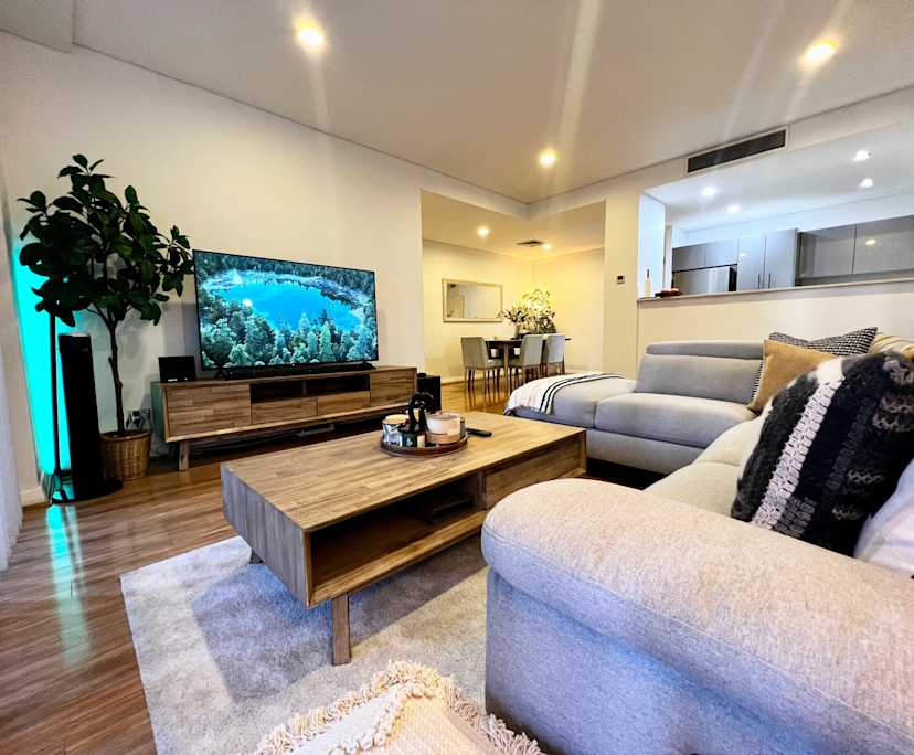 Furnished room with own bathroom