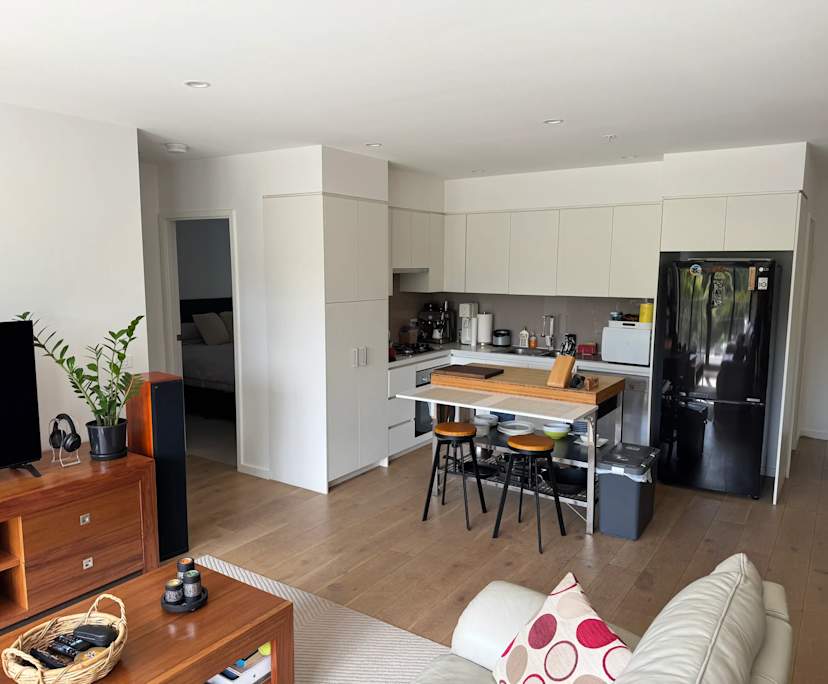 Furnished room with own bathroom