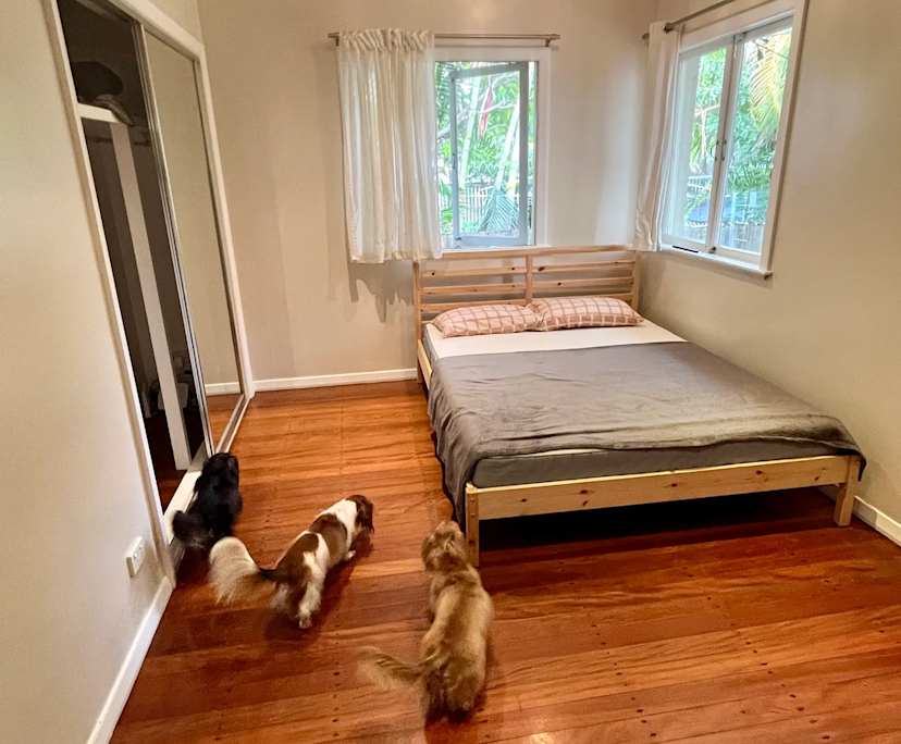 Furnished room in a share house