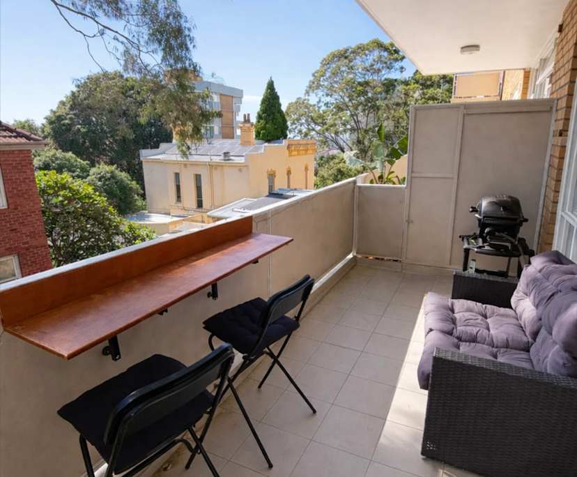 Whole property with 2 rooms for rent