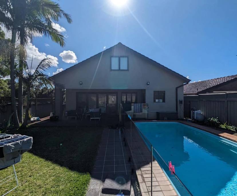 Furnished room in a share house