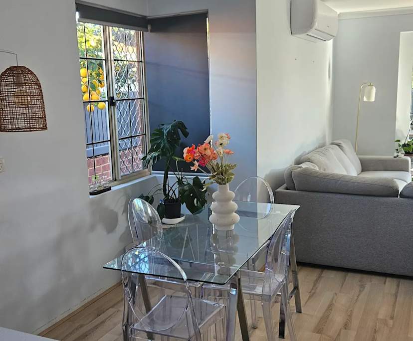 Unfurnished room in a share house