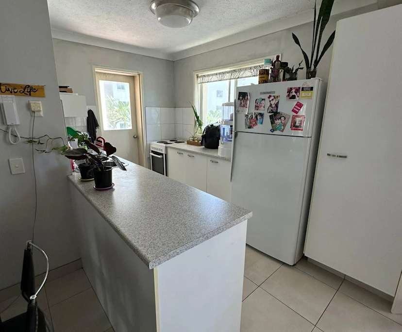 $280, Flatshare, 2 bathrooms, Surfers Paradise QLD 4217