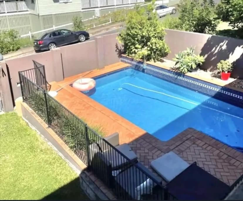 $500, 1-bed, 1 bathroom, New Farm QLD 4005