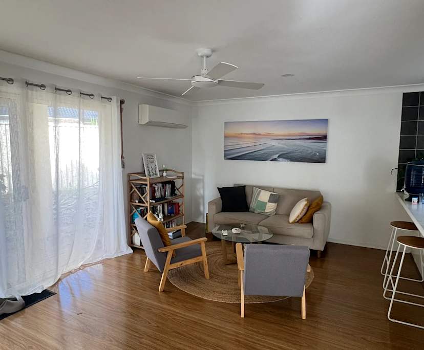 Whole property with 3 rooms for rent