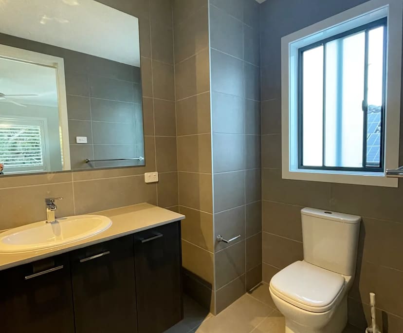 $350, Share-house, 3 bathrooms, Waitara NSW 2077