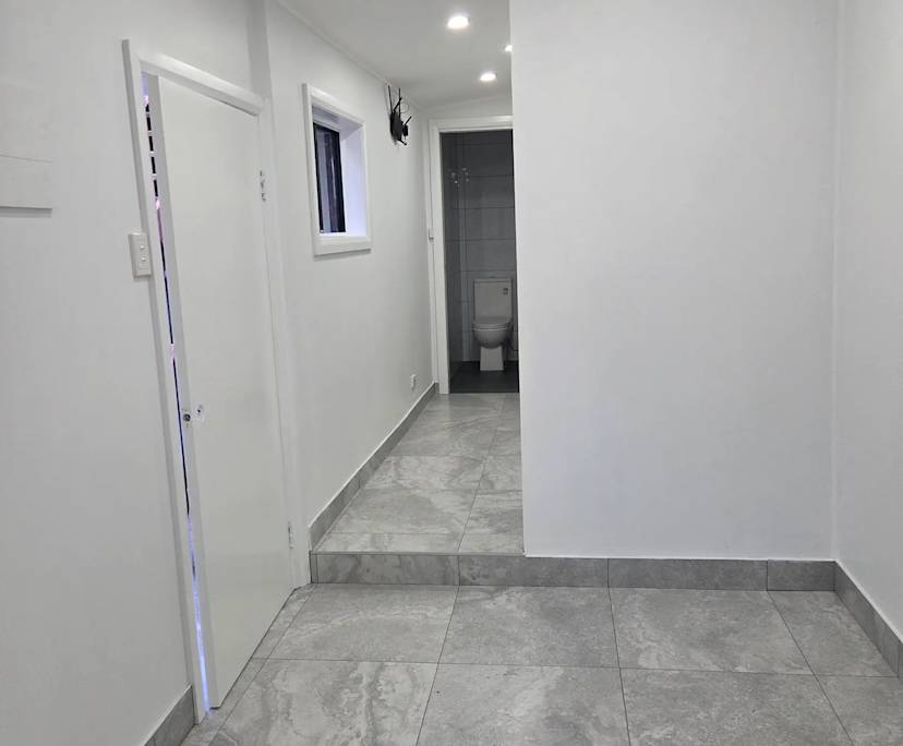 Room granny flat for rent