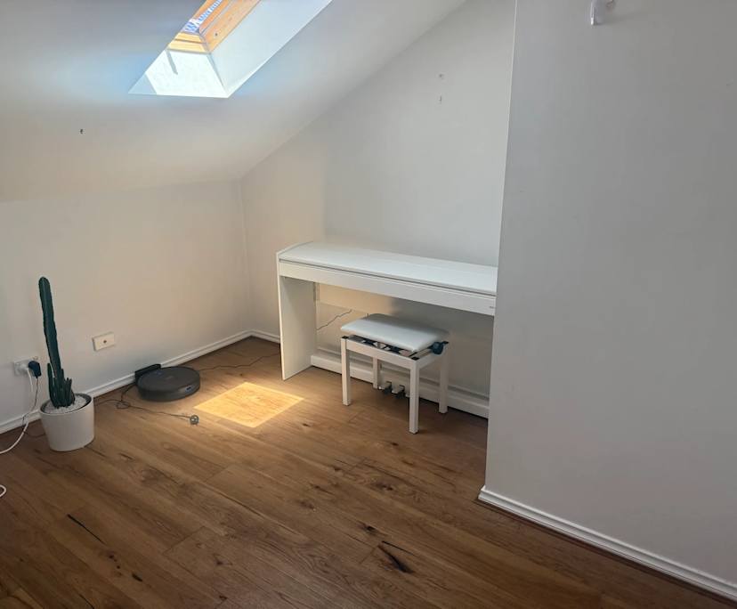 $1,050, 1-bed, 1 bathroom, Manly NSW 2095