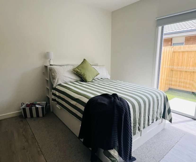 $400, Share-house, 6 bathrooms, East Geelong VIC 3219