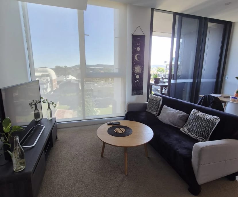 $387, Flatshare, 2 bathrooms, Milton QLD 4064