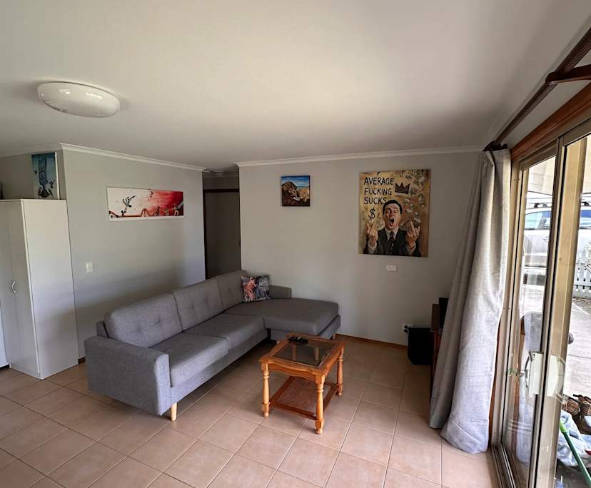 Furnished room in a share house