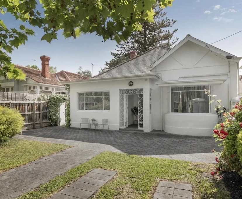 Unfurnished room in a share house