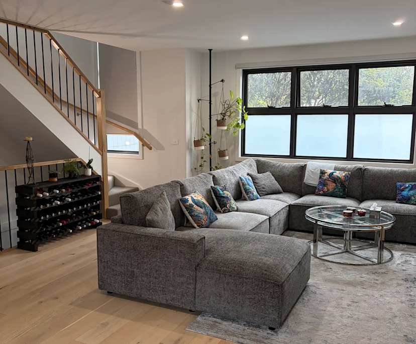 $330, Homestay, 3 bathrooms, Rowville VIC 3178