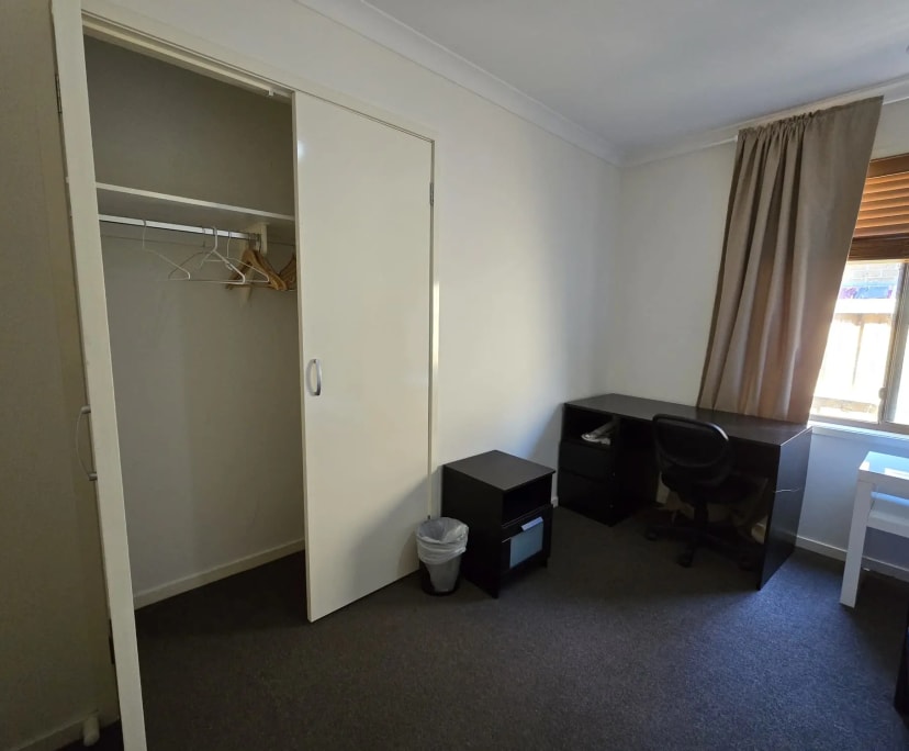 $210, Share-house, 4 bathrooms, Point Cook VIC 3030