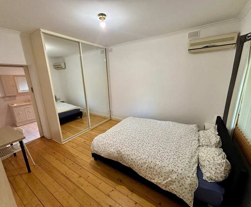 Room with ensuite in a share house