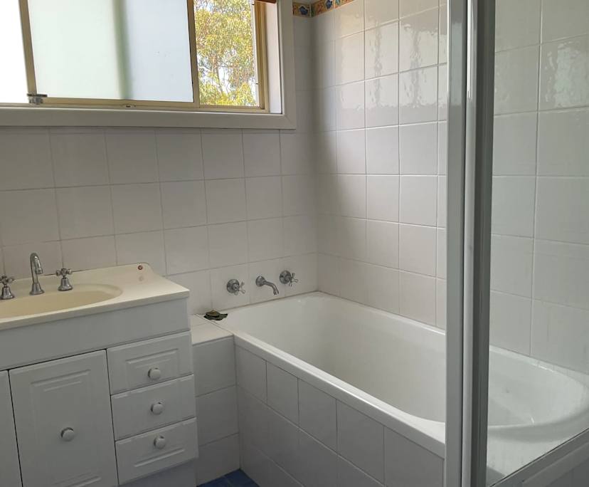 $340, Flatshare, 3 bathrooms, Wamberal NSW 2260