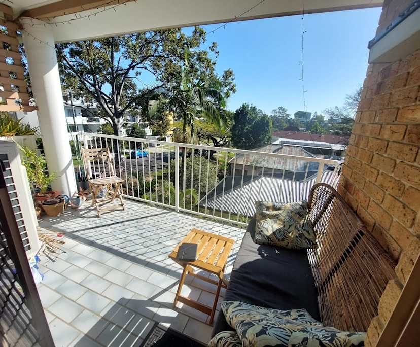 $620, Whole-property, 2 bathrooms, Taringa QLD 4068