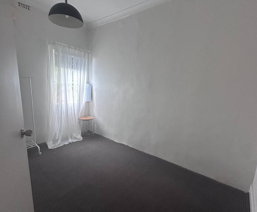 Unfurnished room in a share house