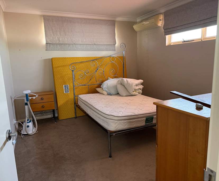 $275, Homestay, 4 bathrooms, Lathlain WA 6100