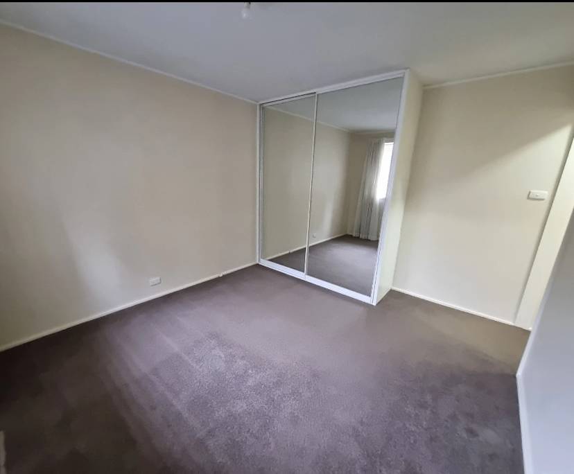 Unfurnished room in a share house
