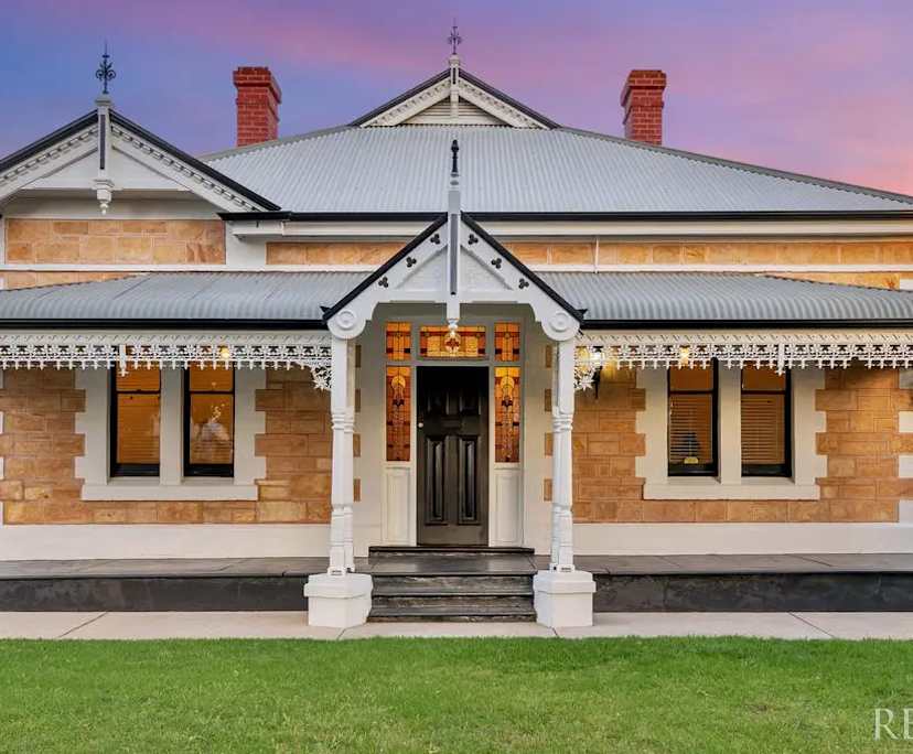 Room in a share house