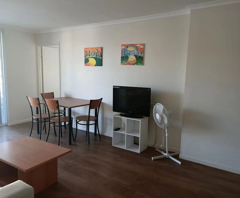 $330, Flatshare, 3 bathrooms, South Brisbane QLD 4101