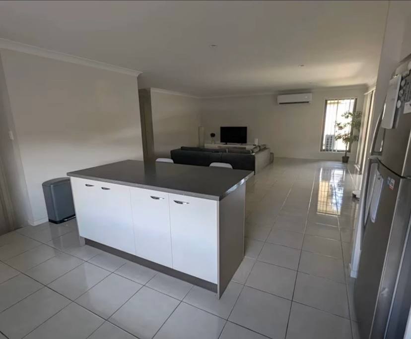 Unfurnished room in a share house