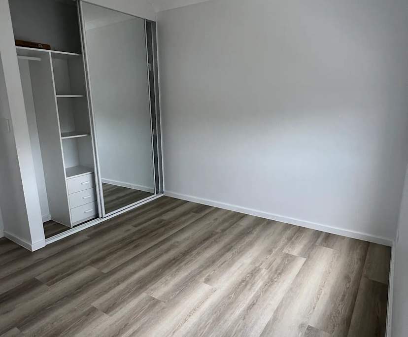 Unfurnished room with own bathroom