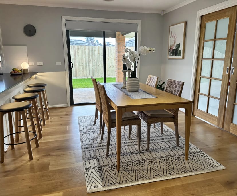 $300, Share-house, 4 bathrooms, Drouin VIC 3818