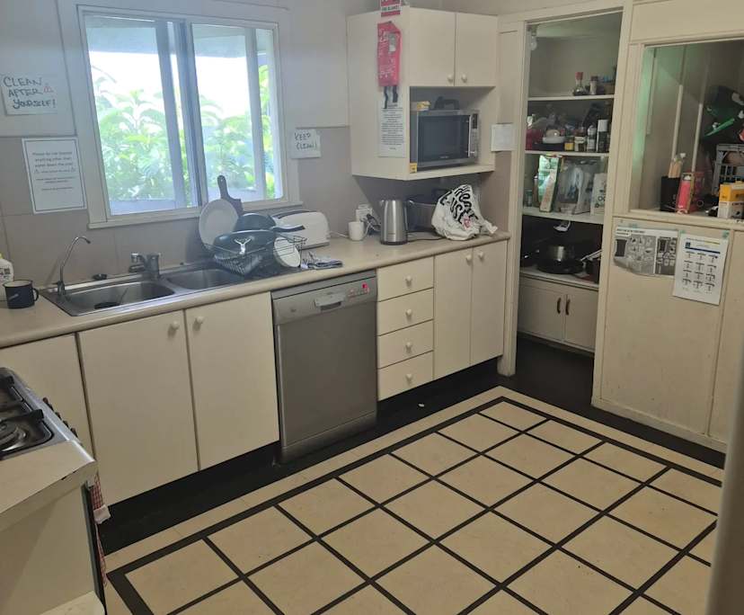 Furnished room in a share house