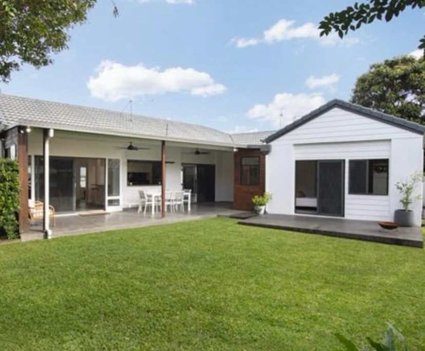 $450, Share-house, 3 bathrooms, Mermaid Waters QLD 4218