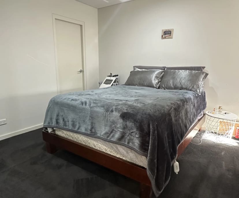 Furnished room with own bathroom