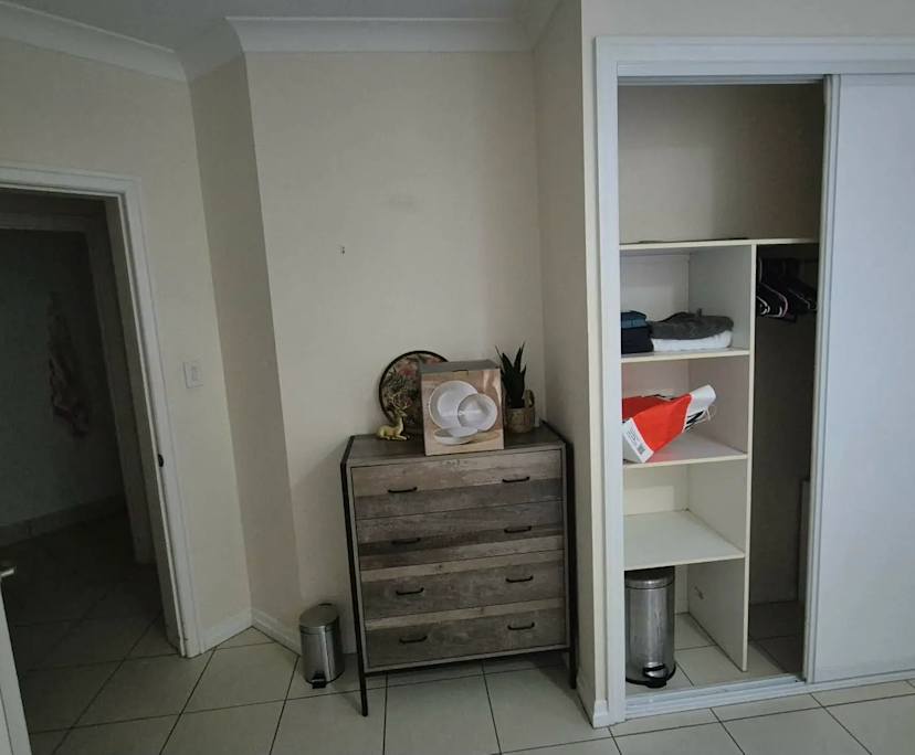 $300, Homestay, 3 bathrooms, Yorkeys Knob QLD 4878