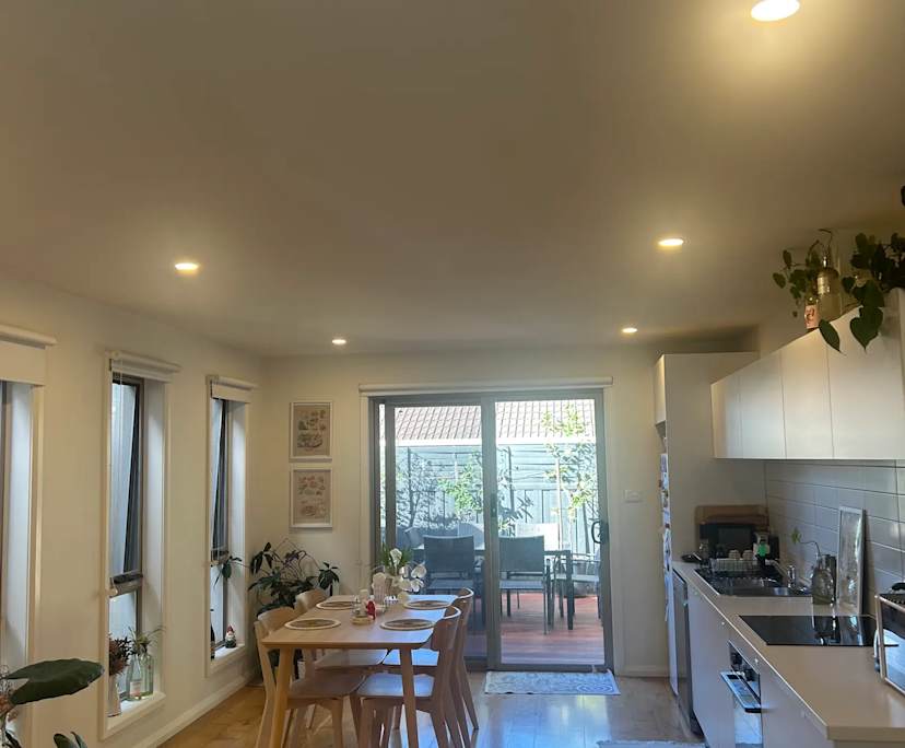 Unfurnished room in a flatshare