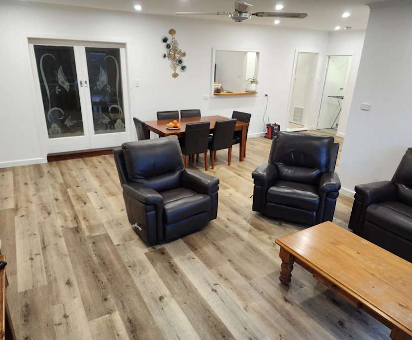 Room in a share house