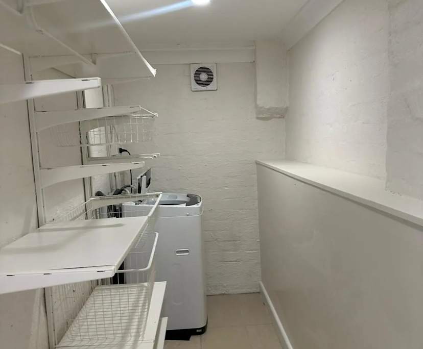 $600, Studio, 1 bathroom, Middle Cove NSW 2068