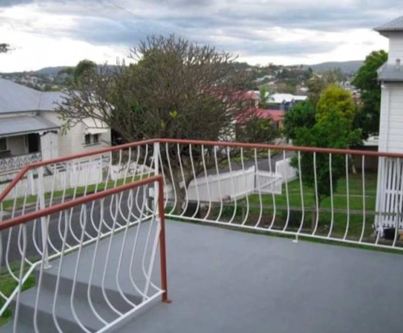 Whole property with 2 rooms for rent