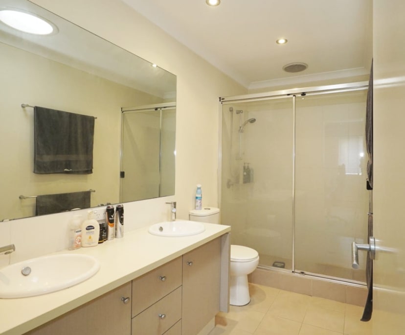 $350, Share-house, 3 bathrooms, Bassendean WA 6054