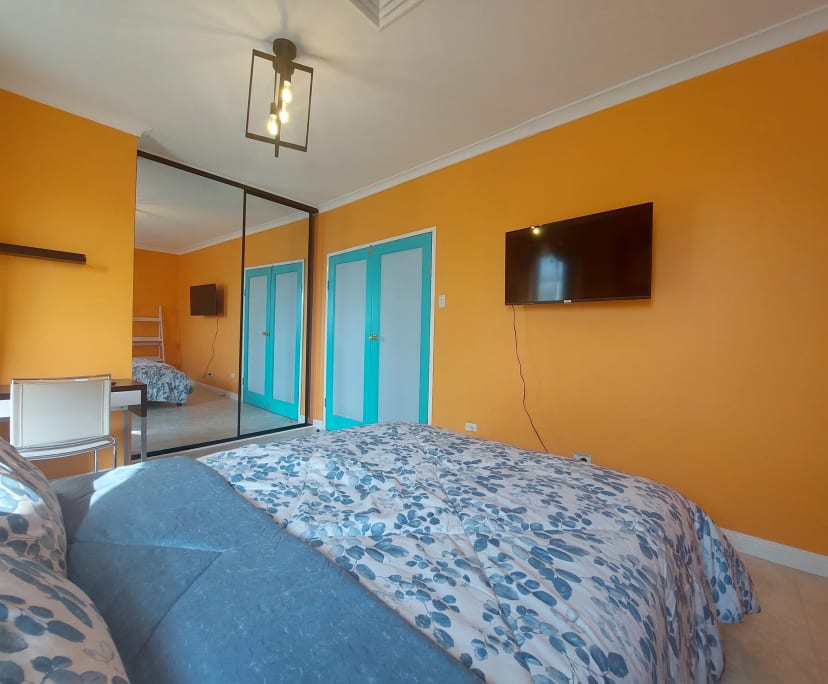 Furnished room in a flatshare