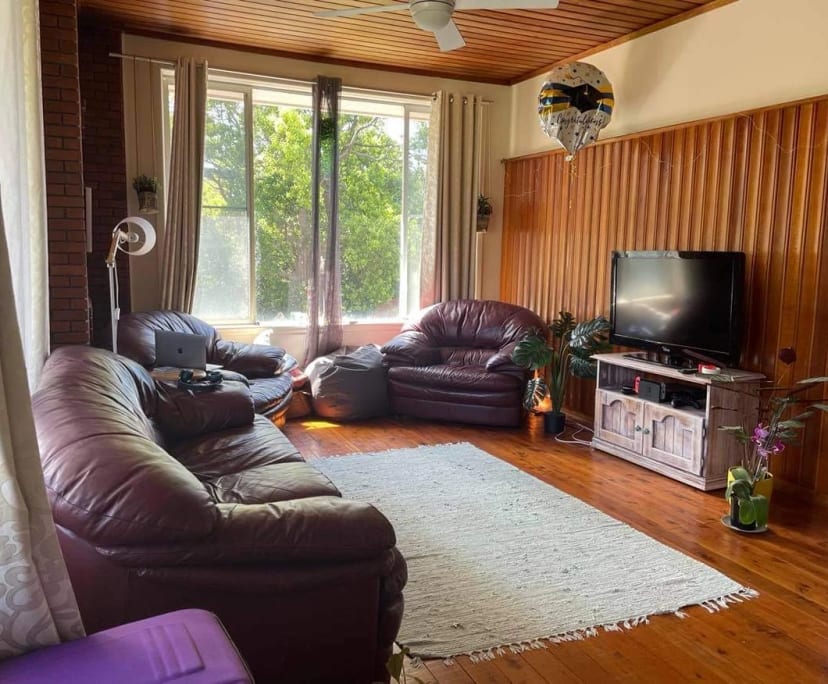$146, Share-house, 3 bathrooms, Balgownie NSW 2519