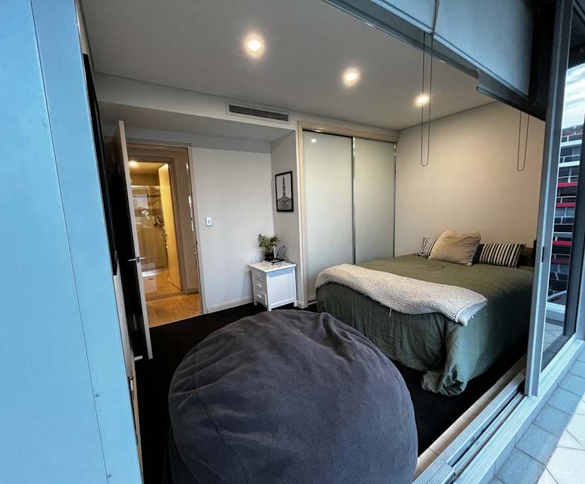 $520, Flatshare, 2 bathrooms, Waterloo NSW 2017