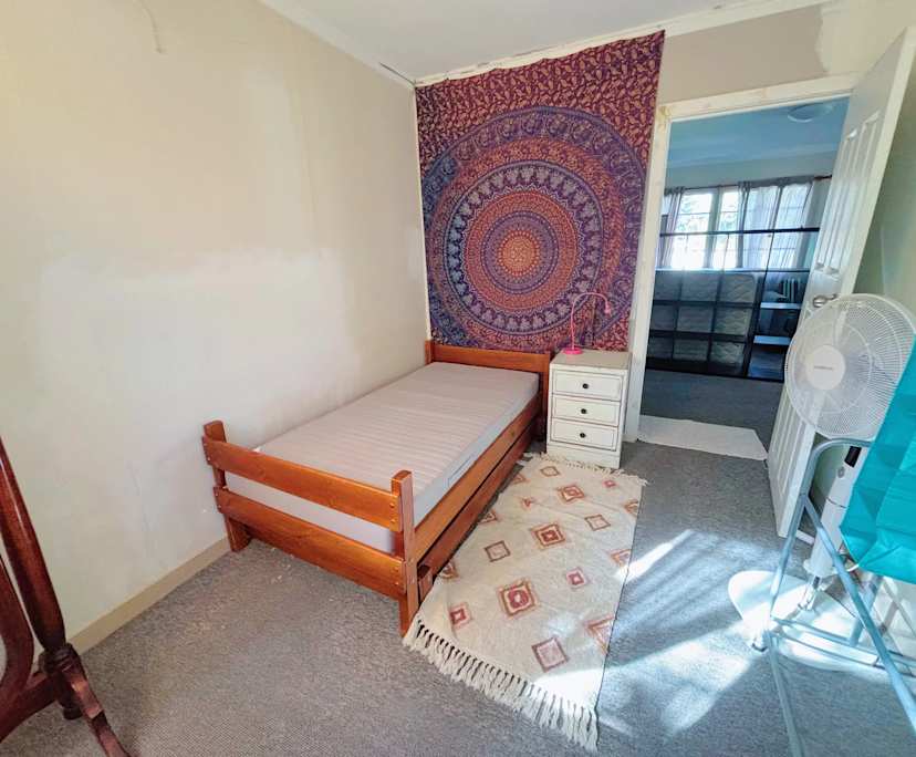 Furnished room in a share house