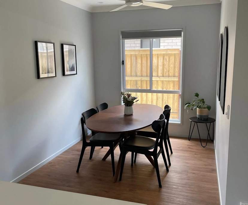 $320, Share-house, 3 bathrooms, Palmview QLD 4553